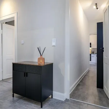 Apartment K&m Luxurious - Workstation - Floor *