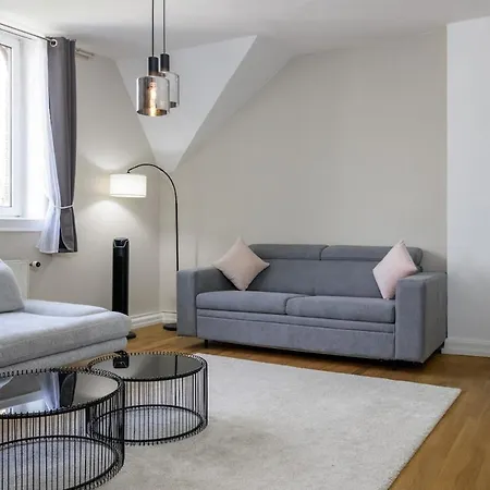 Apartment K&m Luxurious - Workstation - Floor Wiesbaden