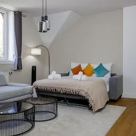 Apartment K&m Luxurious - Workstation - Floor Wiesbaden